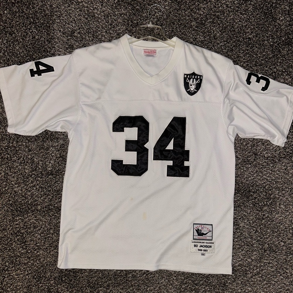 Bo Jackson (Mitchell and Ness) / LA Raiders 1988-1993 / White / Size 56